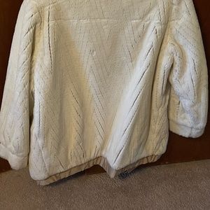 White fox furr jacket that is reversible